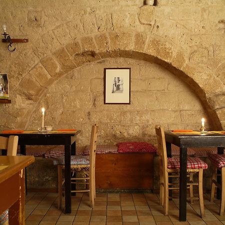 B&B La Uascezze Bari Bagian luar foto