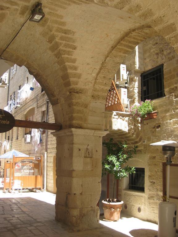 B&B La Uascezze Bari Bagian luar foto